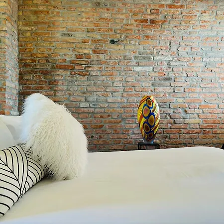 Apartment Duomo With Canal View