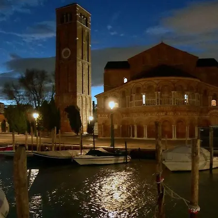 Duomo With Canal View Apartment