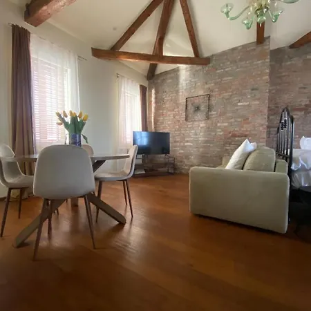 Apartment Duomo With Canal View