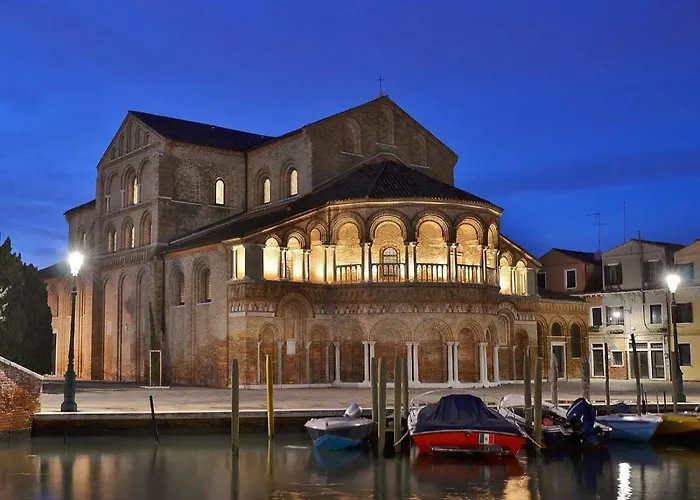 Duomo With Canal View * Murano
